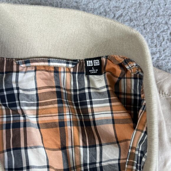Uniqlo Bomber Jacket Mens L Beige Khaki Full Zip Lined Chore Barn Soft Shell - Picture 6 of 13